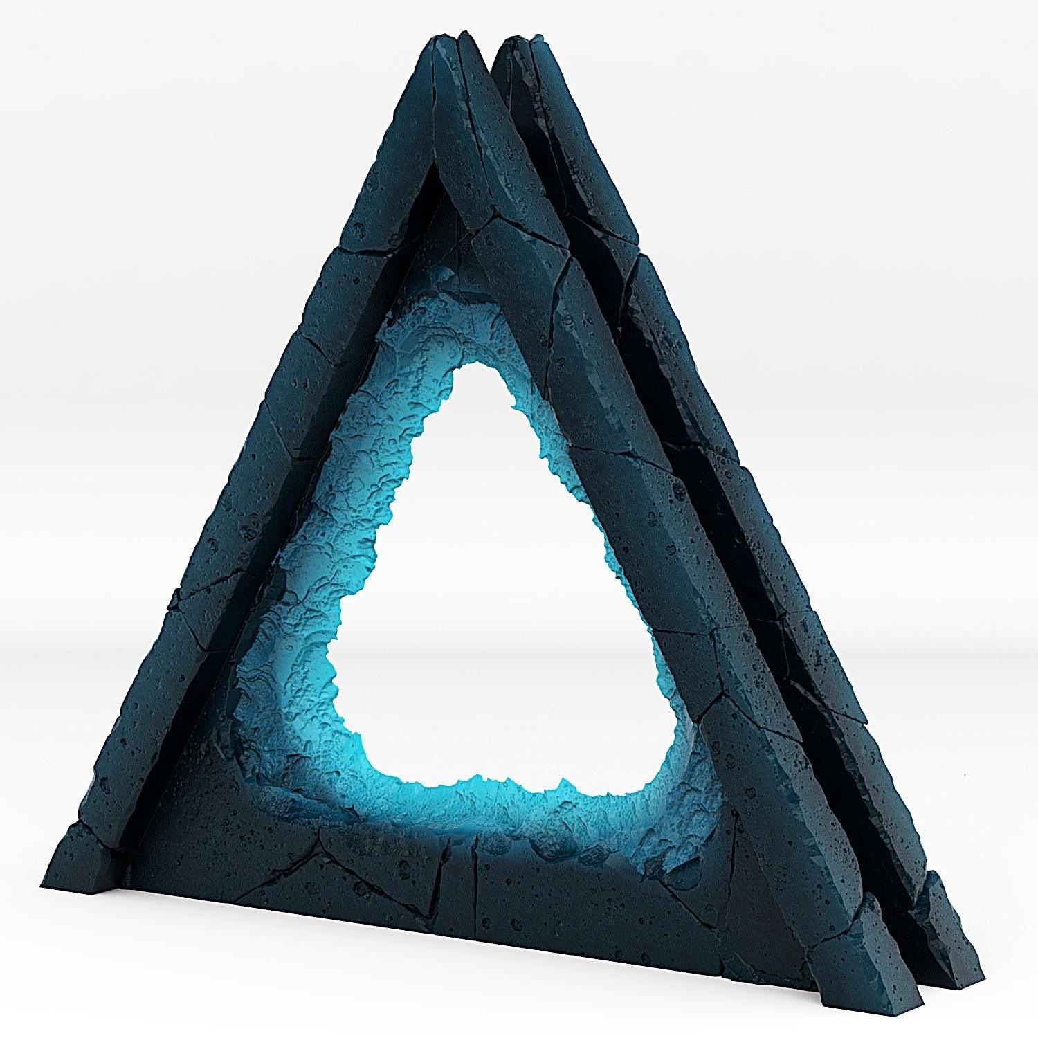 Alien Pyramid Portal Miniature | Water Effect Dungeon Terrain Prop | 28mm or 32mm Scale - Plague Miniatures