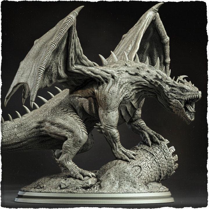 Emerald Dragon Miniature | Majestic Huge Dragon Fantasy Figure for Tabletop Gaming - Plague Miniatures