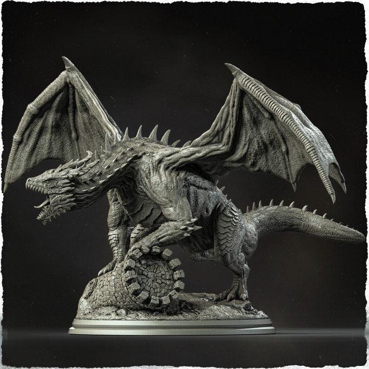 Emerald Dragon Miniature | Majestic Huge Dragon Fantasy Figure for Tabletop Gaming - Plague Miniatures