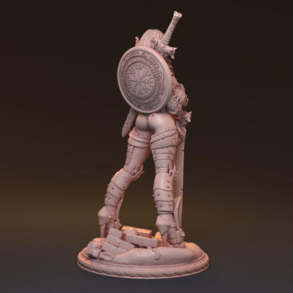 Gaedel, Fierce Lady Knight | Elegant Fantasy Warrior Resin Bust Statue - Plague Miniatures