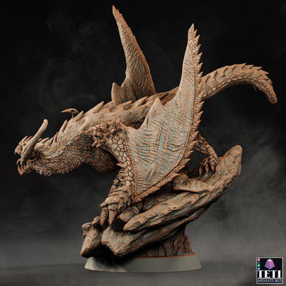 Icemaw, Ice Wyvern Miniature | Large Monstrosity Dragon - Plague Miniatures