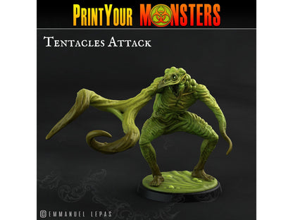 Plagueman in Attack Stance Miniature | Bizarre Aberration for DnD 5e - Plague Miniatures