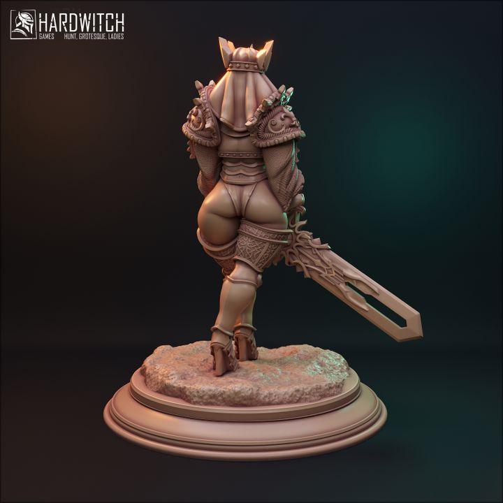 Sisters of the Night, Royal Warriors in Silk and Steel | Battle-Ready Female Miniatures | 32mm Scale - Plague Miniatures