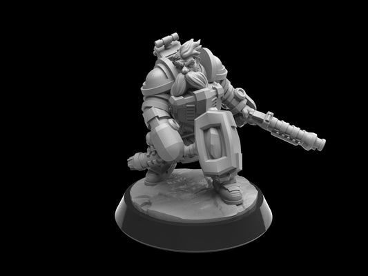 Trooper Nalgrim, Hammer-Wielding Dwarf Miniature | Assault Squad Member - Plague Miniatures