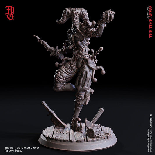 Deranged Jester Miniature | Whimsical Chaos for DnD Shenanigans, Fool and Joker Miniature| 32mm Scale - Plague Miniatures