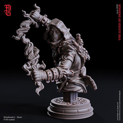 DnD Female Shadowkin Miniature | Rogue for Tabletop Gaming | 32mm Scale - Plague Miniatures