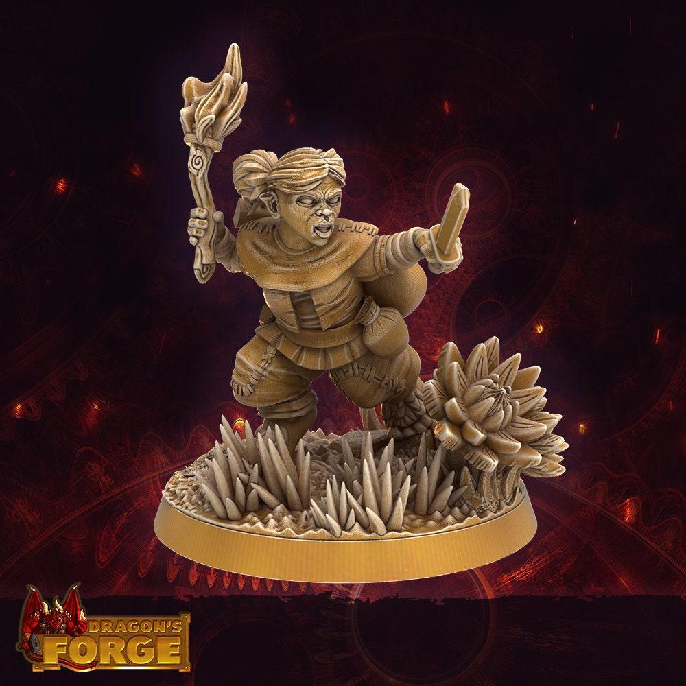 Female Halfling Miniature with torch - 9 Poses - 32mm scale Tabletop gaming DnD Miniature Dungeons and Dragons, wargaming dnd 5e - Plague Miniatures