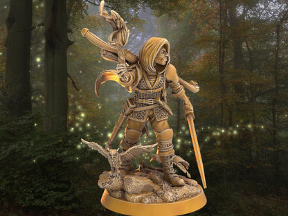 Rogue Miniature - Rowan Grovewalker | Ranger Miniature | Dragon's Forge | 32mm DnD 5e Tabletop Gaming DnD Miniature | Dungeons and Dragons - Plague Miniatures