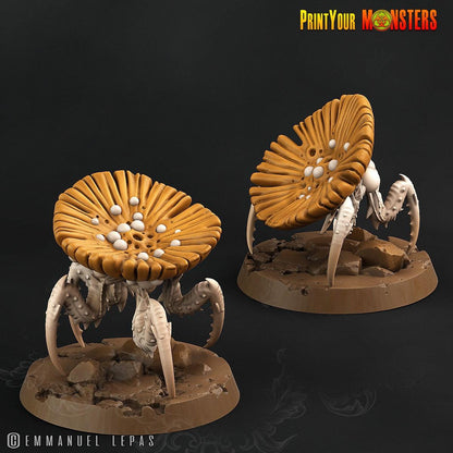 Small Mushroom Spider Miniatures Set | Petite Fungal Arachnids Duo - Plague Miniatures