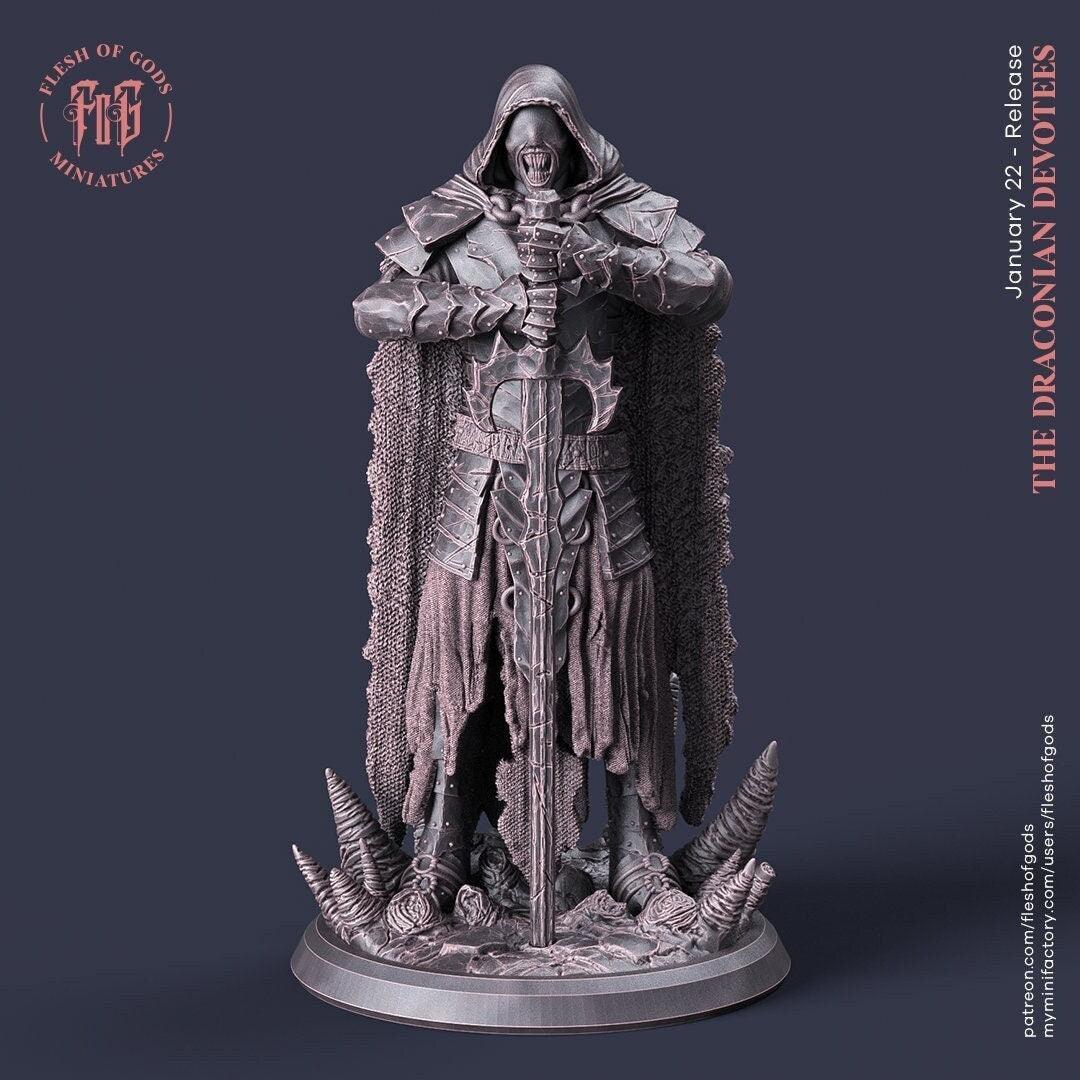 The Fade, Masked Executioner Demon Undead Miniature | Terrifying DnD Monster Figurine | 32mm Scale - Plague Miniatures